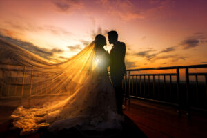 wedding sunset kiss